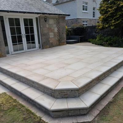 Raised Patio - Dumbarton